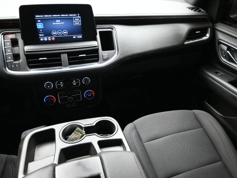 Used 2023 Chevrolet Tahoe 4WD w/ Remote Keyless Entry Package image 36