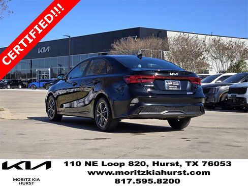 Certified 2023 Kia Forte LXS image 3