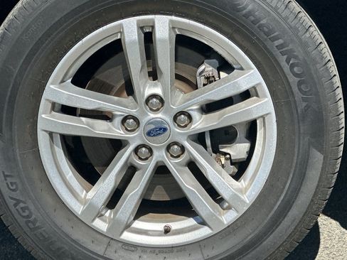 Used 2022 Ford Explorer XLT RWD image 27