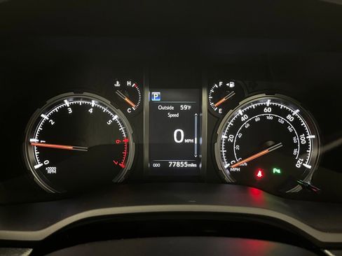 Used 2022 Toyota 4Runner Limited AWD/4WD image 5