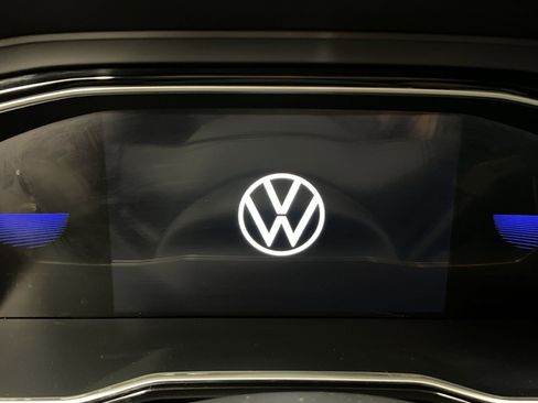 Used 2024 Volkswagen Jetta Sport image 16