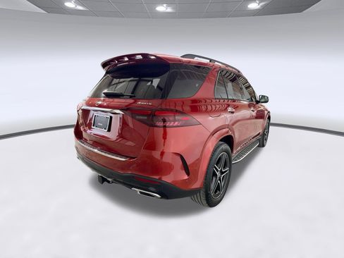 Used 2025 Mercedes-Benz GLE 450e 4MATIC image 7