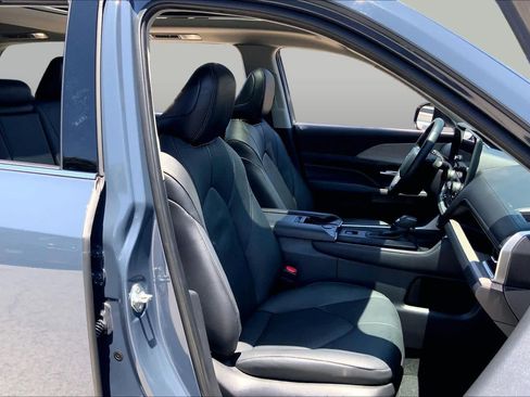 Used 2025 Toyota Grand Highlander AWD Hybrid image 9