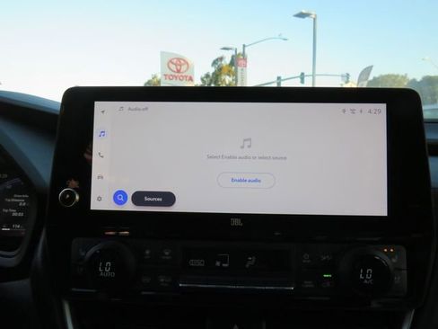 Certified 2025 Toyota Grand Highlander Limited image 31