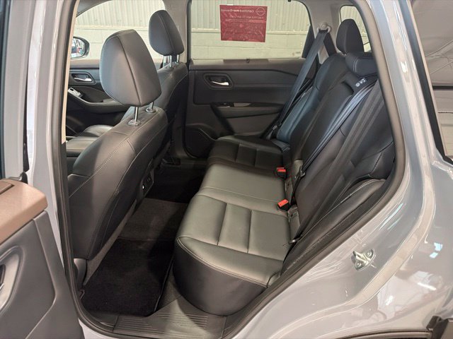 Used 2023 Nissan Rogue SL w/ SL Premium Package AWD/4WD image 40