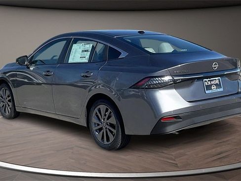 New 2026 Nissan Sentra SL w/ Floor Mat Package image 3