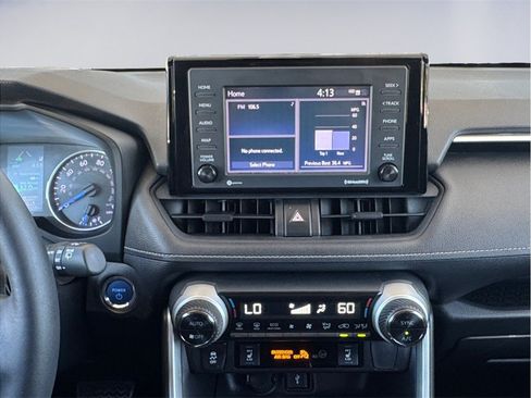 Used 2020 Toyota RAV4 XLE w/ XLE Grade Weather Package AWD/4WD image 10