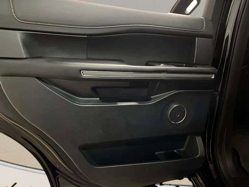Used 2021 Ford Expedition XLT RWD image 62