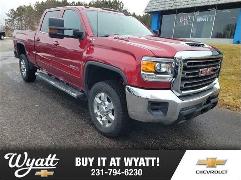 Used 2018 GMC Sierra 2500 SLE w/ SLE Convenience Package AWD/4WD image 1