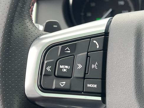 Used 2019 Land Rover Discovery Sport HSE Luxury Dynamic image 21