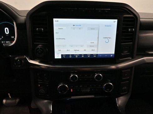 Used 2021 Ford F150 Lariat w/ Max Trailer Tow Package image 20