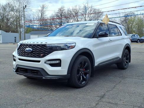 Certified 2023 Ford Explorer ST w/ Equipment Group 401A AWD/4WD image 9