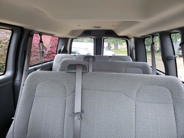 Used 2017 Chevrolet Express 2500 LS RWD image 16
