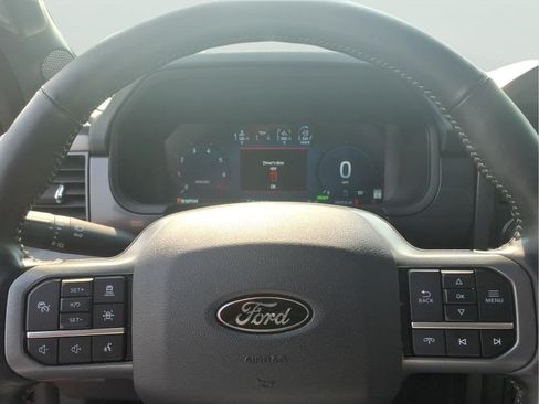 Used 2024 Ford F150 Lariat AWD/4WD image 22