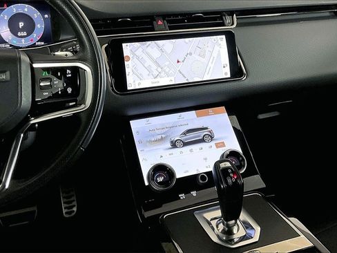 Used 2023 Land Rover Range Rover Evoque HST image 5