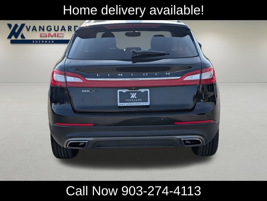 Used 2018 Lincoln MKX Select w/ Select Plus Package FWD image 3