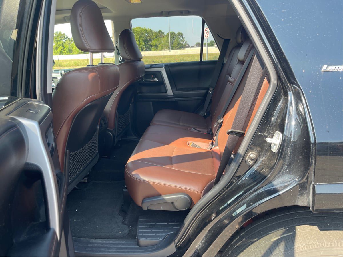 Used 2015 Toyota 4Runner Limited AWD/4WD image 10