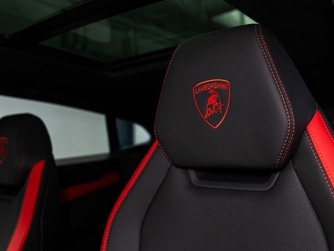 New 2026 Lamborghini Urus SE image 31