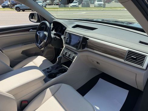 Used 2021 Volkswagen Atlas SE AWD/4WD image 21