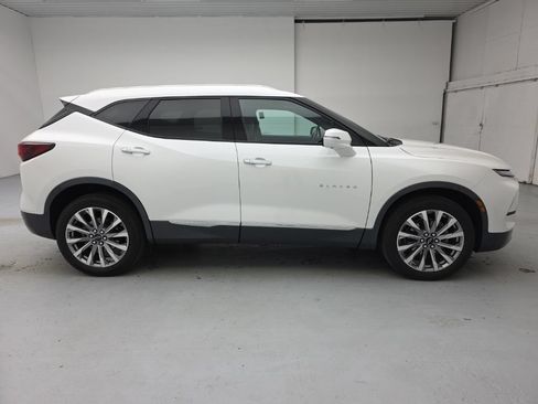 Certified 2023 Chevrolet Blazer Premier w/ Driver Confidence II Package AWD/4WD image 11