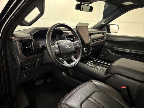 Certified 2022 Ford Expedition Limited image 5