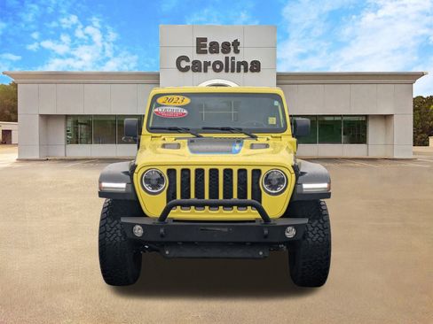 Certified 2023 Jeep Wrangler Rubicon w/ Cold Weather Group image 8