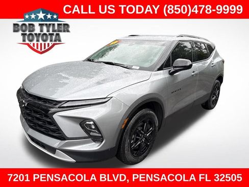 Used 2025 Chevrolet Blazer LT w/ Convenience Package FWD image 1