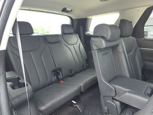 Used 2023 Hyundai Palisade SEL AWD/4WD image 16