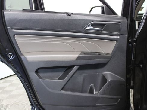 Used 2022 Volkswagen Atlas SE image 26