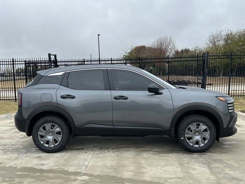 New 2026 Nissan Kicks S image 3