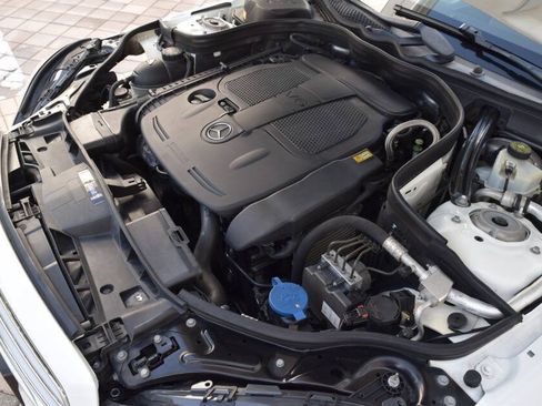 Used 2014 Mercedes-Benz E 350 4MATIC Sedan image 92
