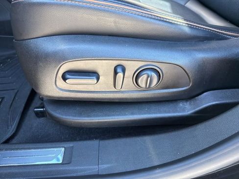 Used 2021 GMC Acadia AT4 image 24