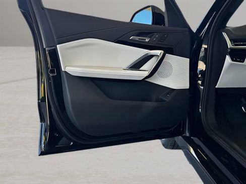 Used 2026 BMW X1 xDrive28i w/ Technology Package image 14