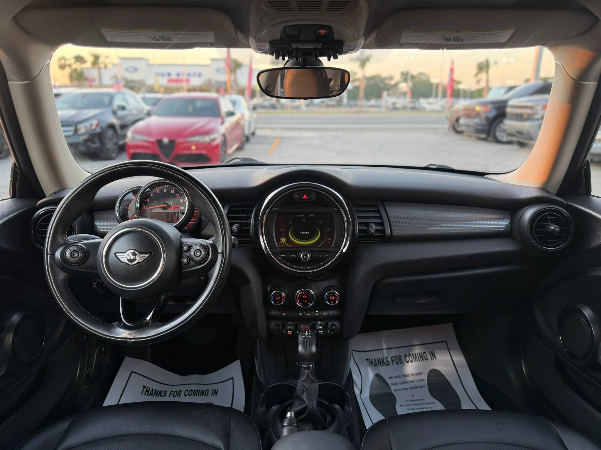Used 2017 MINI Cooper 2-Door Hardtop FWD image 8