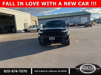 New 2025 Jeep Grand Cherokee Limited w/ Luxury Tech Group II