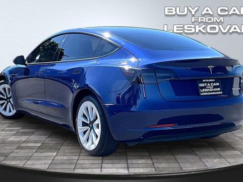 Used 2022 Tesla Model 3 Long Range AWD/4WD image 2
