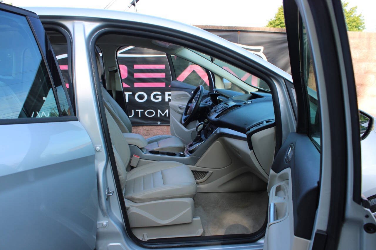 Used 2015 Ford C-MAX SE FWD image 9