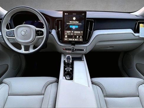 New 2026 Volvo XC60 B5 Ultra w/ Protection Package Premier image 5