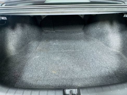 Used 2017 Honda Accord EX image 30
