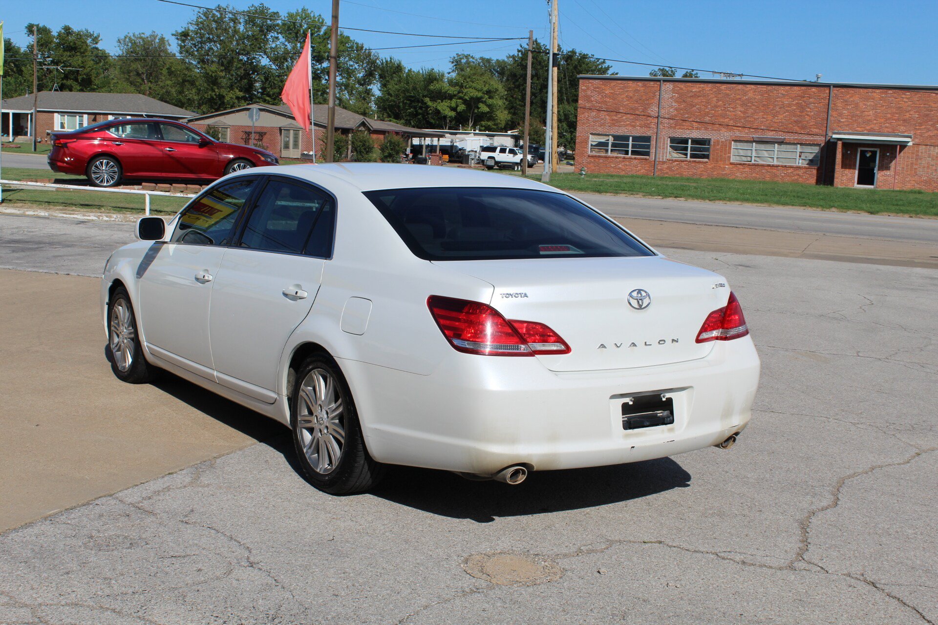 Used 2007 Toyota Avalon Limited FWD image 7