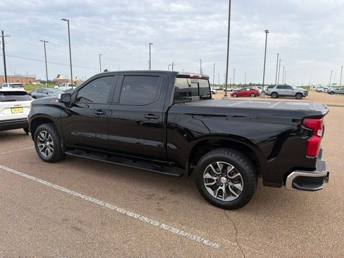 Used 2025 Chevrolet Silverado 1500 LT w/ Z71 Off-Road Package AWD/4WD image 4
