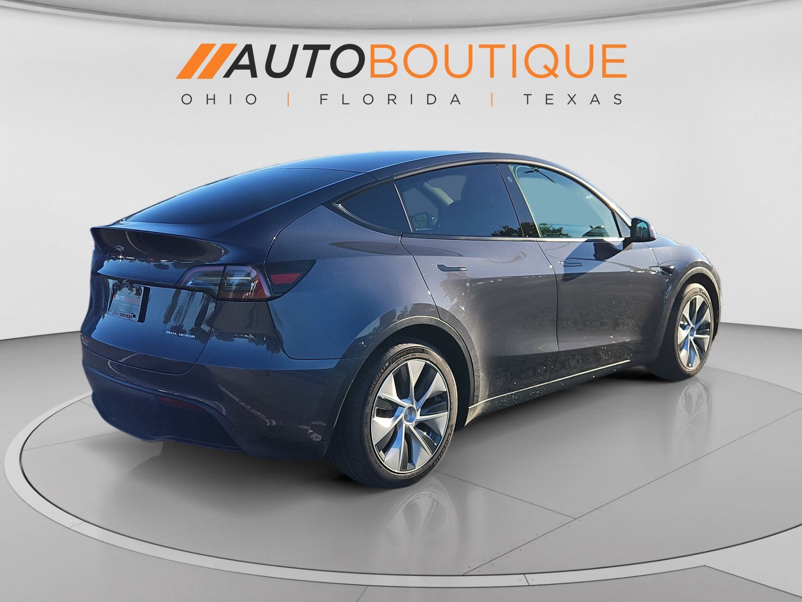 Used 2023 Tesla Model Y Long Range AWD/4WD image 5