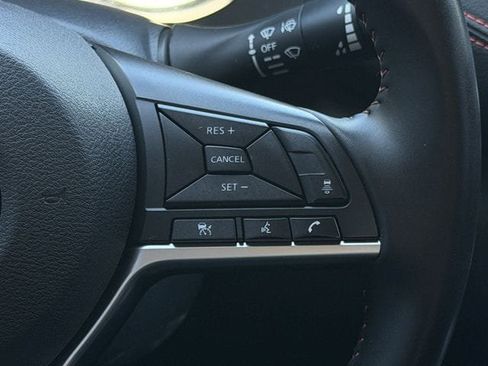 Used 2025 Nissan Sentra SR FWD image 14