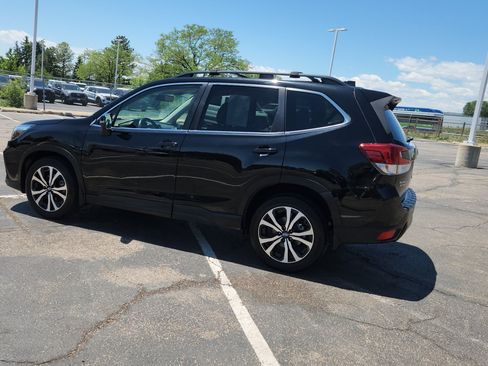 Used 2020 Subaru Forester Limited AWD/4WD image 8