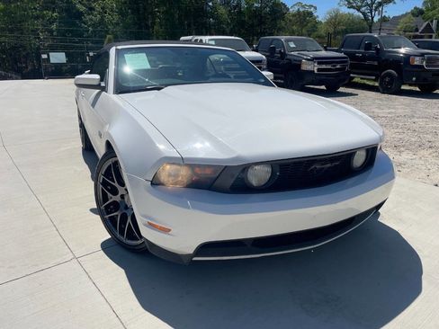 Used 2010 Ford Mustang GT Premium image 1