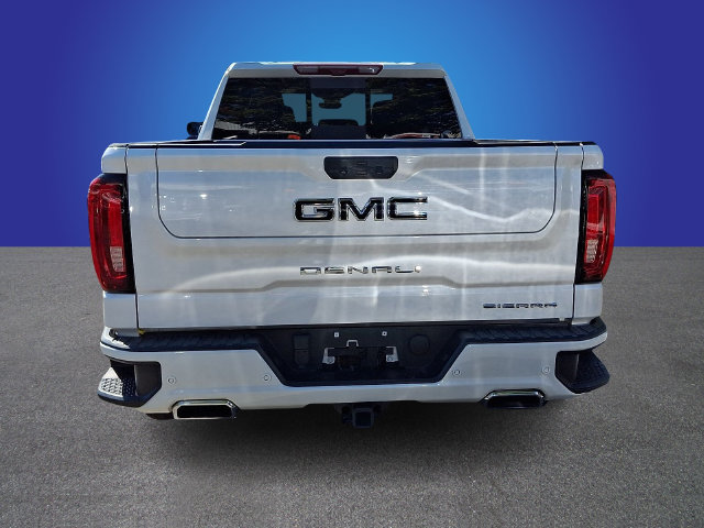 Used 2023 GMC Sierra 1500 Denali w/ Technology Package AWD/4WD image 5