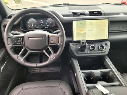New 2026 Land Rover Defender 130 X-Dynamic SE AWD/4WD image 15