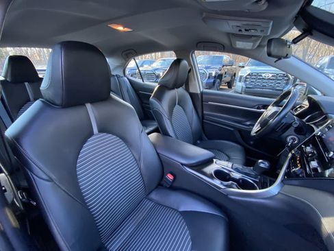 Used 2023 Toyota Camry SE image 21