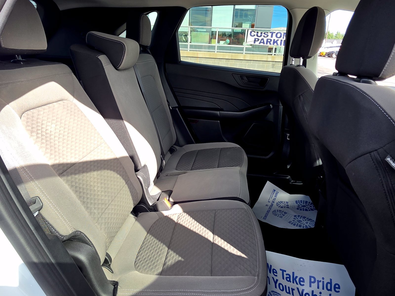 Used 2022 Ford Escape SE w/ SE Sport Appearance Package AWD/4WD image 32