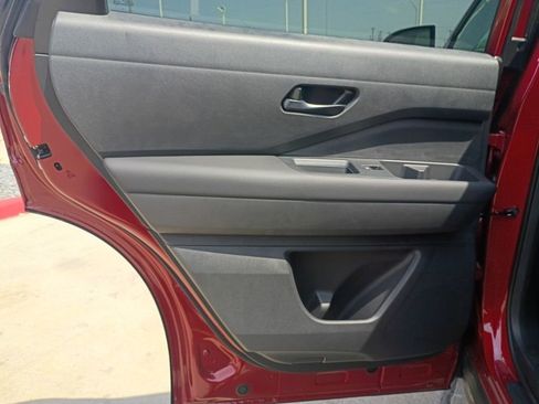 New 2026 Nissan Pathfinder SV image 26